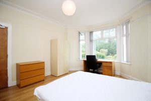 Lounge- click for photo gallery